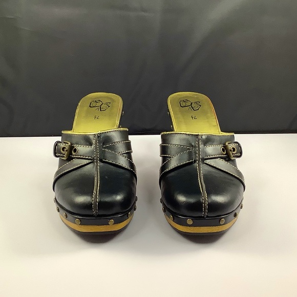 NWOT Fashion Bug Dinah Black Faux Leather Wood Platform Clog Heels 7.5 - Picture 5 of 16